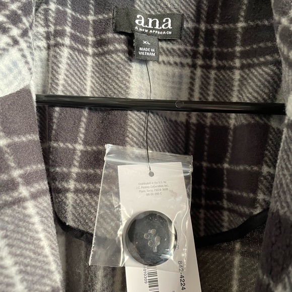 Jacket - Picture 2 of 2